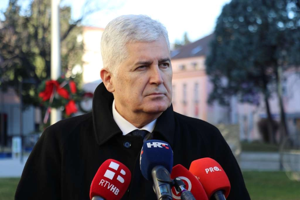 Kapacitet za izmjene Ustava BiH: HDZ, SNSD, srpska oporba i sarajevske stranke imaju 28 glasova!